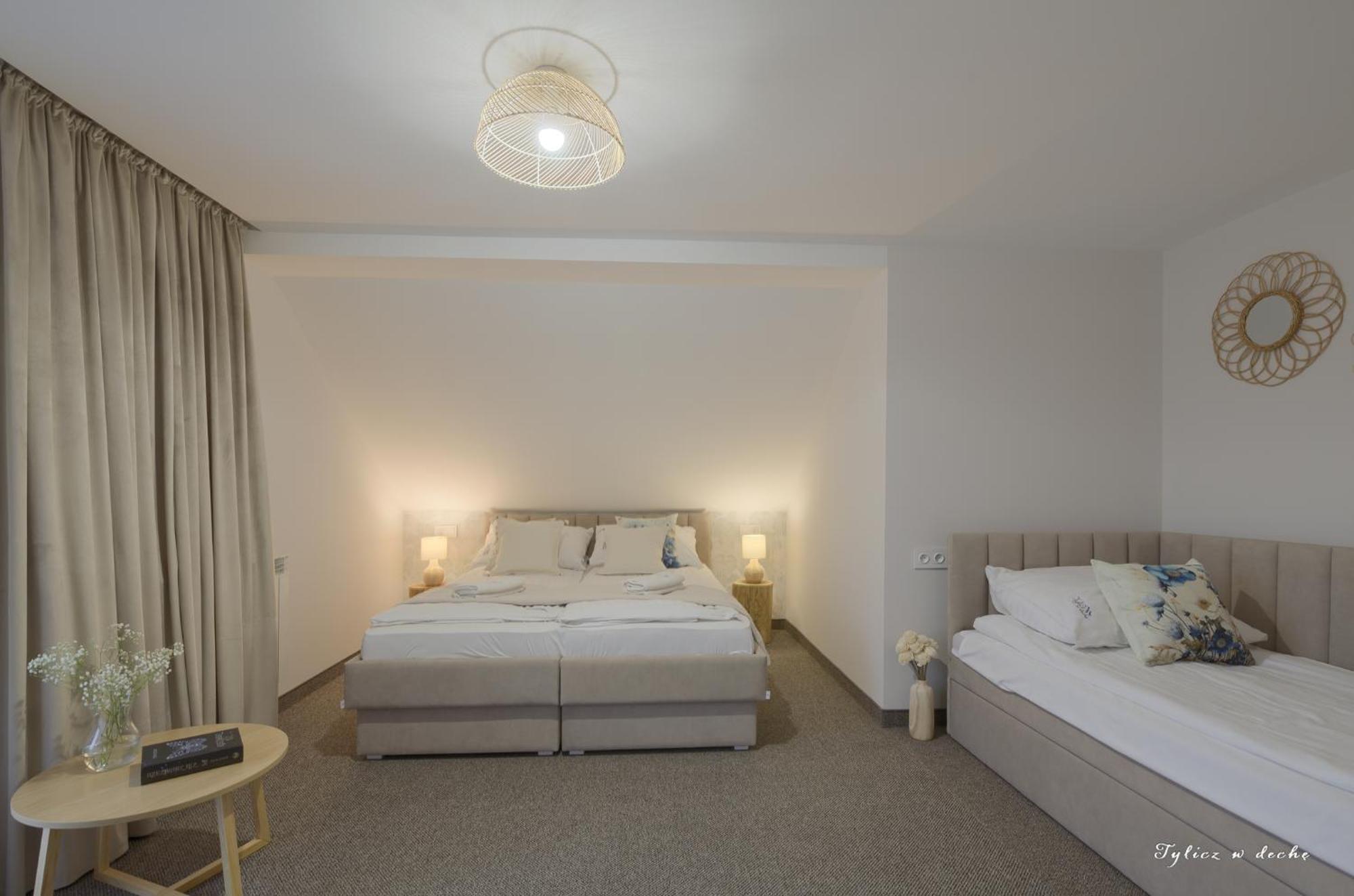 Tylicz W Deche Pokoje I Apartamenty Extérieur photo
